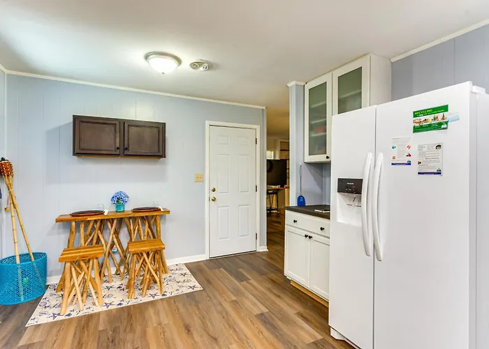 6 Mi To Dtwn Pensacola: Family-friendly Gem! *